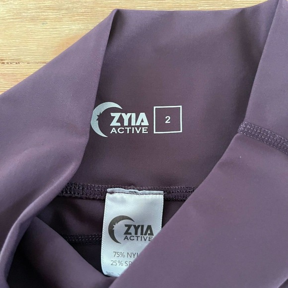 Zyia Active Brilliant High Rise Pockets Leggings Crop Purple Womens 2 (XS) - Picture 5 of 6